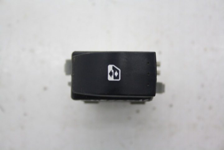 Кнопка стеклоподъемника Renault OE 315024A, фото 2