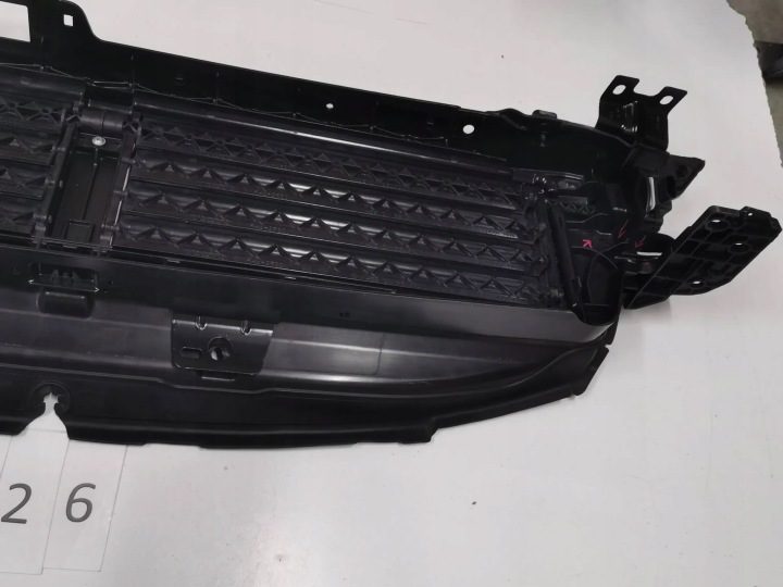 Шторка, жалюзи, воздуховод VOLVO V60/S60 V-60/S-60 II 2.368, фото 12