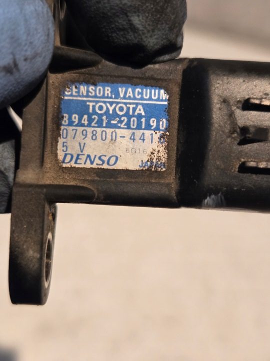 AVENSIS T25 Rav4 датчик давления коллектора 2.0 VVT-i 147 л.с. 1az 89421-20190, фото 4