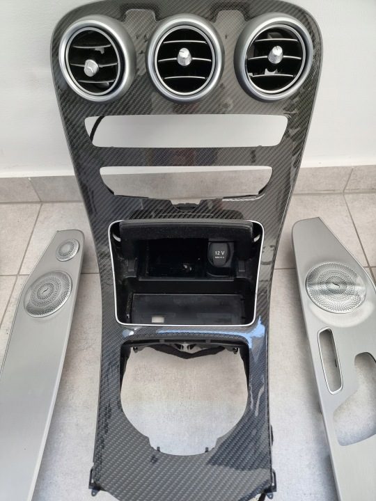 Mercedes W205 AMG C-класс седан декоры центральный тоннель карбон, фото 8