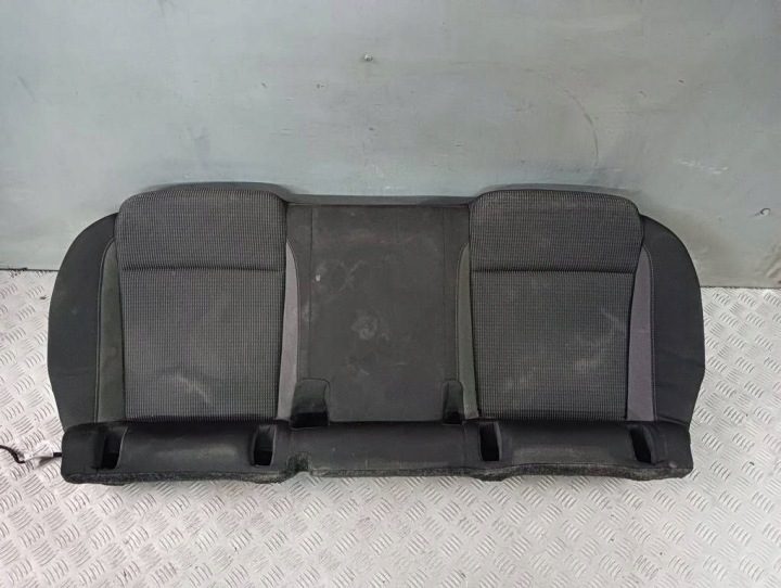 SKODA OCTAVIA IV УНИВЕРСАЛ ПОДУШКА СИДЕНЬЯ ДИВАНА ЗАДНЯЯ 5E8885375J, фото 1