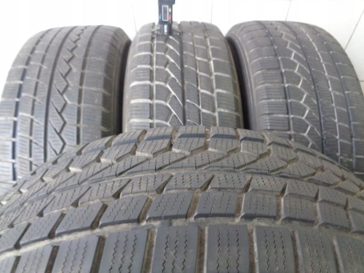 Шина зимняя Toyo Open Country W/T 235/65R17 104 H сцепление на снегу (3PMSF) + Toyo Open Country W/T 235/65R17 108 В (3PMSF), фото 1