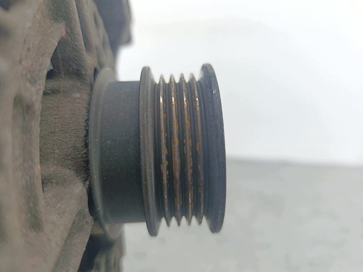 Генератор Opel Vectra C 13229988 0124425053 Bosch 2.2 16V, фото 7