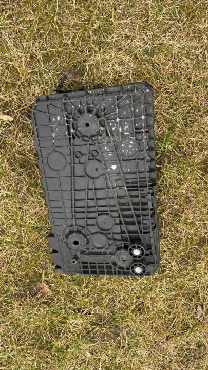 Площадка аккумулятора Peugeot 2008 II 208 II 9823533180, фото 1