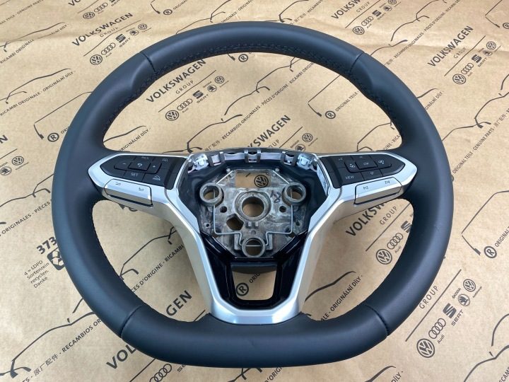 GD VW Tiguan III 571 руль кожа 571419089F оригинальная 5 л.с., фото 1