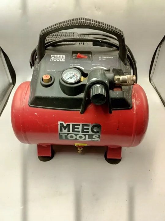 Компрессор безмасляный Meec Tools 013514 6 l 8 бар, фото 1