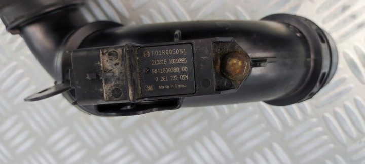 9841609380 1192772S01 патрубок трубка воздуха OPEL CORSA F 1,2 THP PSA, фото 5