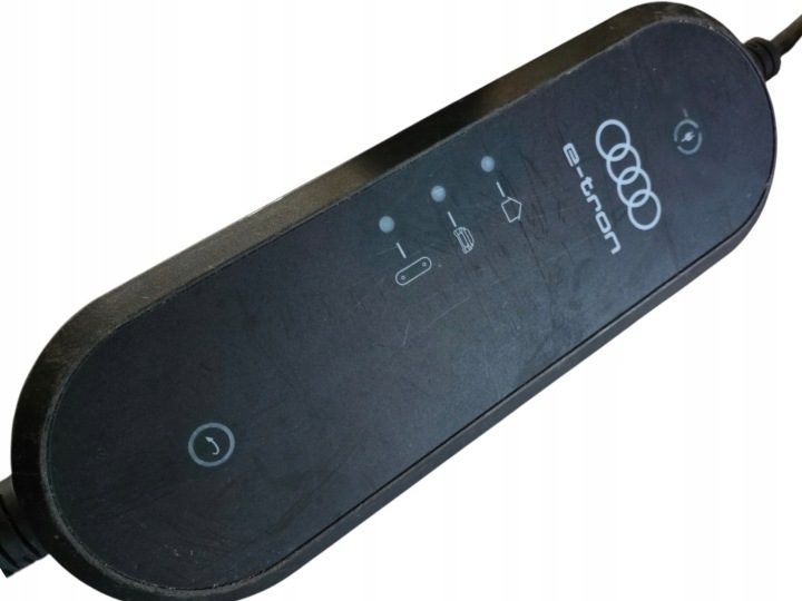 AUDI ТРУБКА ДЛЯ ЗАРЯДКИ Зарядное устройство e-Tron 11 кВт Type 2 8V4971675AS OEM, фото 4