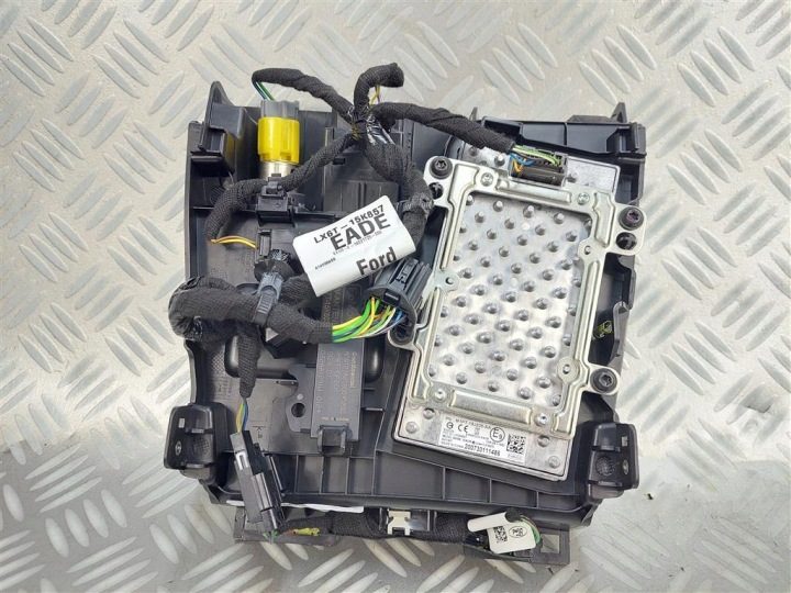 Зарядное устройство телефона Indukcja Ford Kuga MK3 Escape 2020-, фото 6