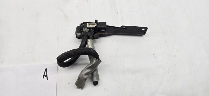 076906051B ДАТЧИК ДАВЛЕНИЯ ВЫХЛОПНЫХ ГАЗОВ VOLKSWAGEN AUDI SEAT SKODA, фото 1