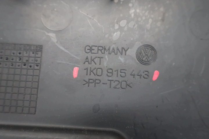 Крышка кожух аккумулятора Volkswagen Touran I 1.9TDI 1K0915443, фото 5