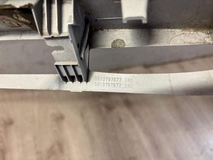 Citroen Jumpy III молдинг накладка крышки задняя 9813797577 9813797677, фото 7