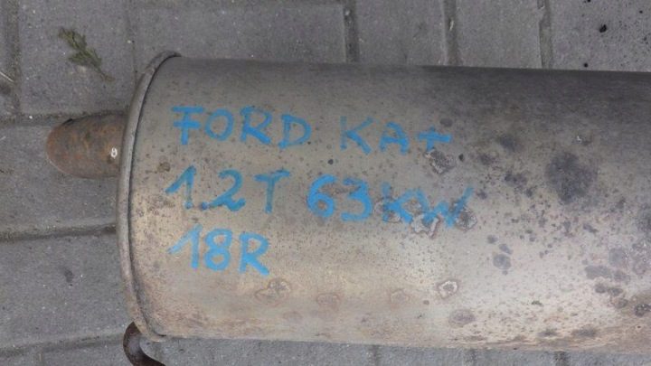 Задний глушитель средний труба Ford KA + III 1.2 т, фото 3