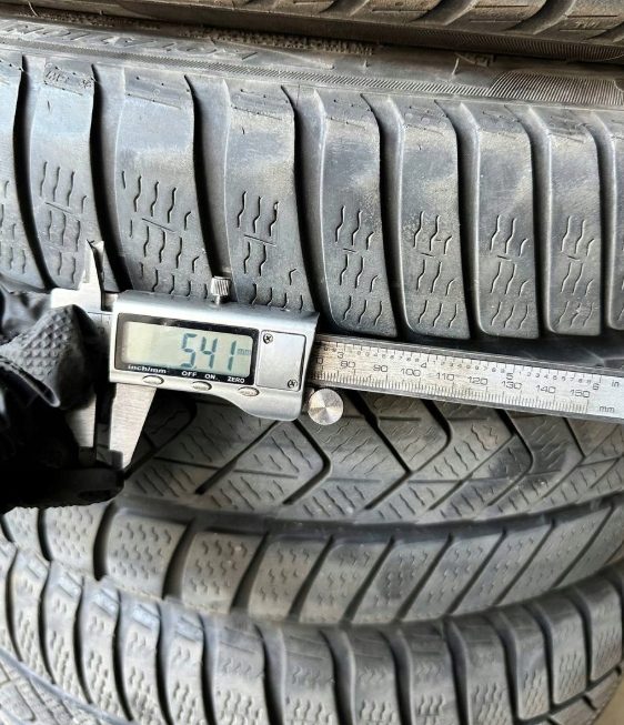 4× Шина Pirelli Winter SottoZero 3 275/35R19 100 В, фото 3
