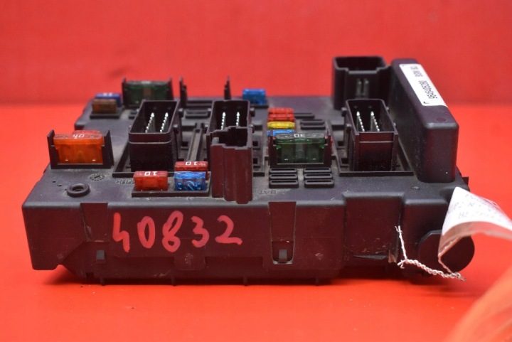 Блок предохранителей BSM 9646405280 Peugeot 307 1.6 16V 109 л.с. 01-05, фото 4