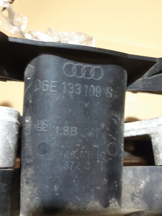 AUDI Q5 3.2 FSI ВПУСКНОЙ КОЛЛЕКТОР МОЛДИНГ ЛЕВЫЙ 06E133109S, фото 5