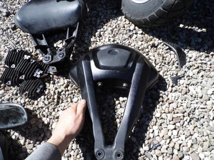 YAMAHA X-MAX 125 09-13 СПИНКА ПАССАЖИРА ЗАДНЯЯ ОРИГ., фото 3
