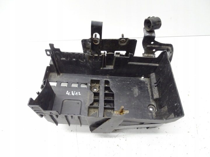 Основание кожух аккумулятора 13354420 Opel Astra Zafira 2.0 CDTI, фото 2