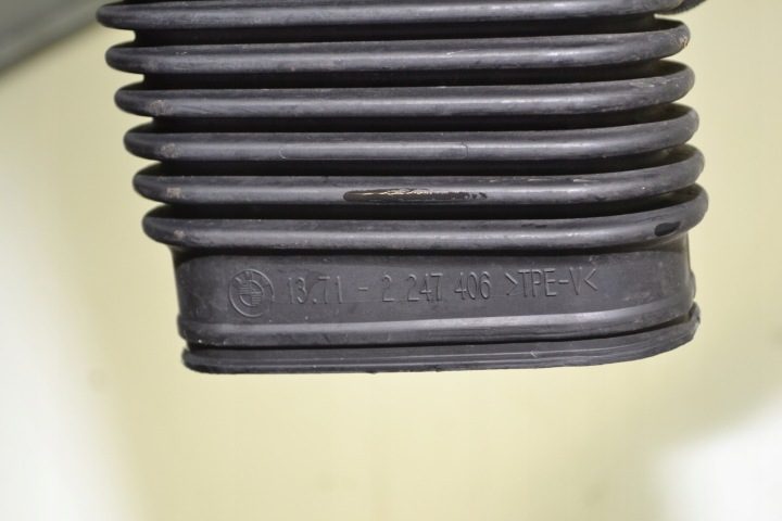 Патрубок harmonia воздушного фильтра резиновый 2 247 406 BMW E46 318d 320d 136 л.с., фото 4