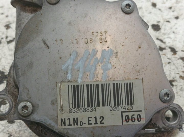 Насос вакуумный 1.4 D4D Toyota Auris I (2006-2012), фото 2