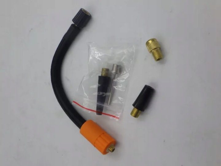 Kompaktowy Компрессор автомобильный 12v 10 бар 4000 мАч повербанк фонарик LED, фото 8