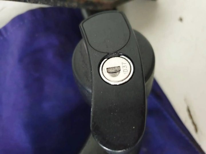 KIA Pro Cee'd II 13 г. 3d крюк odpinany модуль THULE, фото 2