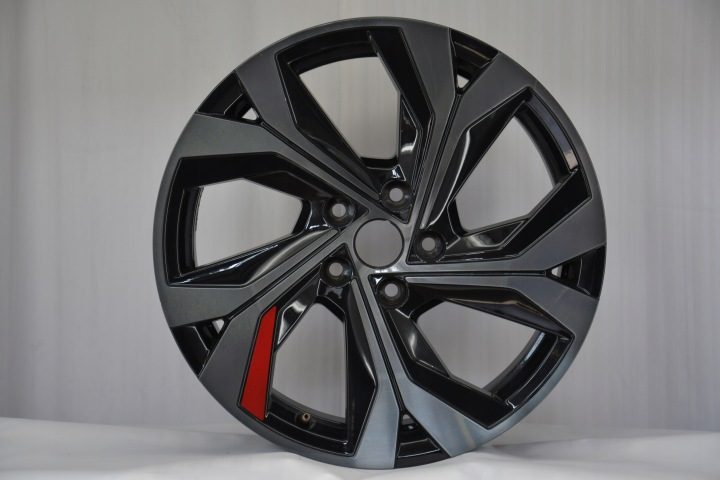 Штампованный диск Renault OE MAGNY-COURS 2 7.0" x 18" 5x114.3 ET 35, фото 1