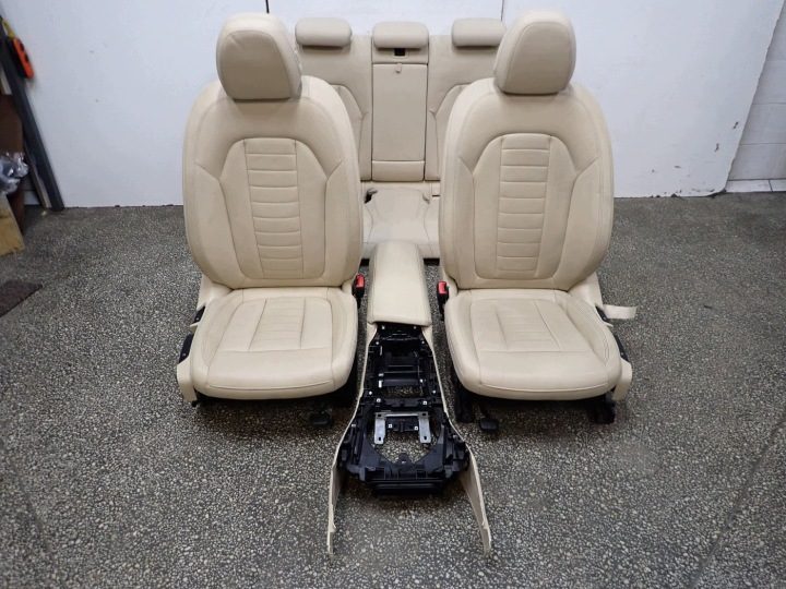 КОМПЛЕКТ СИДЕНИЙ ЕВРОПА КОЖА 4X ОБШИВКА ТОННЕЛЬ BMW BMW 3 G20 СЕДАН 20 г., фото 1