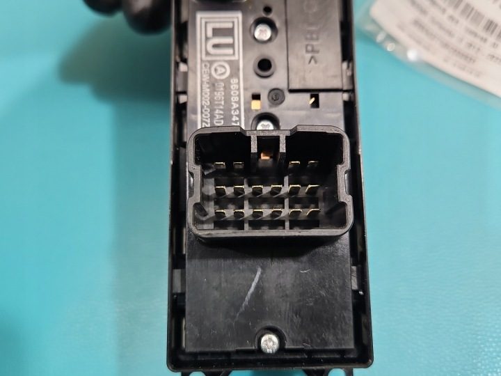 БЛОК КНОПОК СТЕКЛОПОДЪЕМНИКОВ MITSUBISHI OUTLANDER III 12- 8608A347 EU, фото 7
