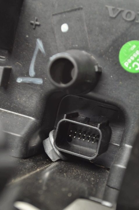 Батарея Volvo XC60 II B4 мягкий гибрид 32301134 32321827, фото 4