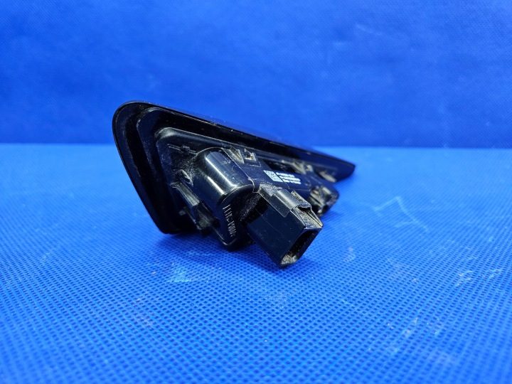ПОВТОРИТЕЛЬ ПОВОРОТА В КРЫЛО ПРАВЫЙ TESLA 3 Y КАМЕРА 1495865-20-D, фото 3