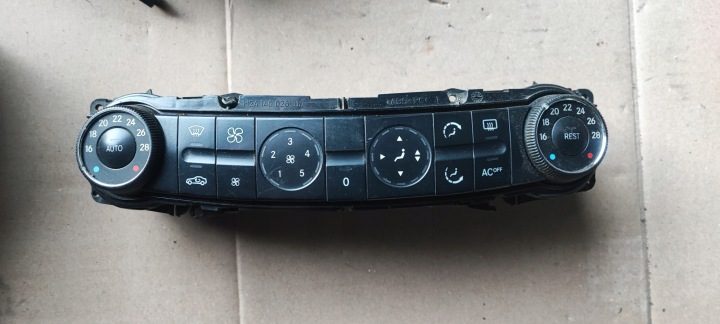 Mercedes w211 панель кондиционера отопления 2118300385, фото 1