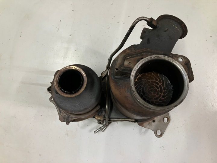 Фильтр DPF катализатор 1.6 TDI 120 л.с. DCX DCXA Passat B8 3G 04L131765BS, фото 2