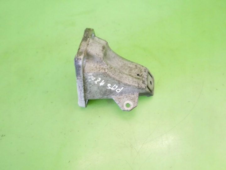 Правый кронштейн двигателя AUDI A6 (4B2, C5) 8D0199308D 2.39L бензин 121 кВт 1998, фото 2