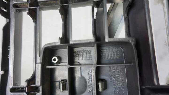 РЕШЕТКА РАДИАТОРА ЗНАЧОК VOLVO S40 2 II РЕСТАЙЛИНГ V50 РЕСТАЙЛИНГ 07-12 30744914, фото 15