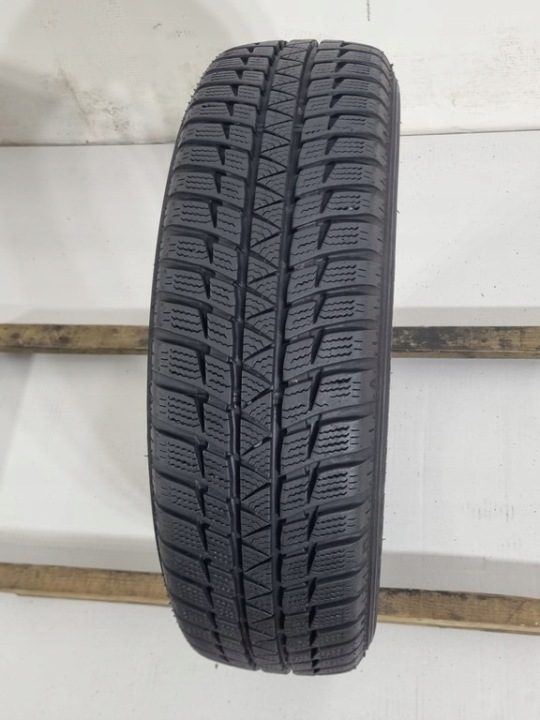 Шина зимняя Falken Eurowinter HS449 165/60R15 77 т сцепление на снегу (3PMSF), фото 1