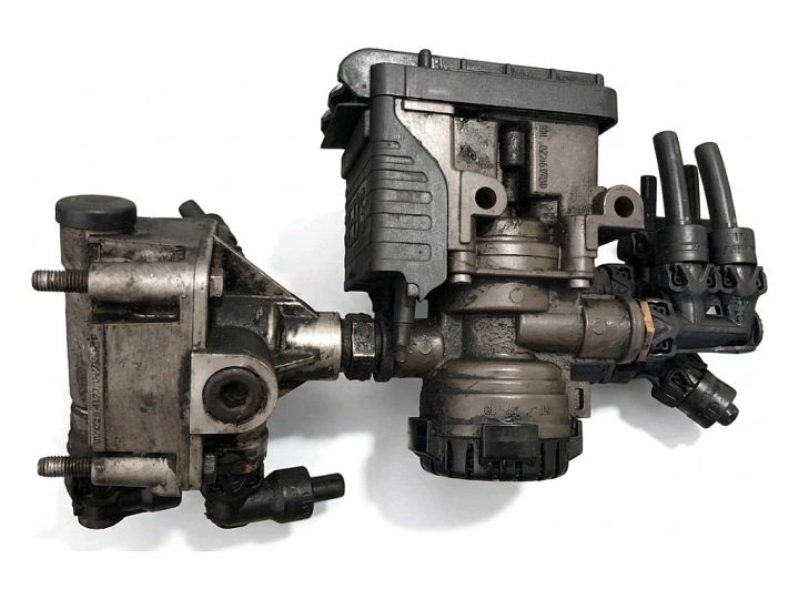 КЛАПАН EBS SCANIA L,P,G,R,S - серия 2653379 12.7 450 л.с., фото 1