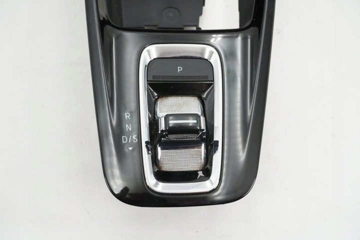 ПАНЕЛЬ ПЕРЕКЛЮЧЕНИЯ ПЕРЕДАЧ SKODA OCTAVIA MK4 5E4713203BK, фото 3