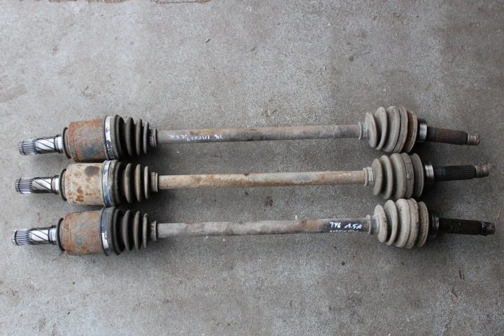 SUBARU IMPREZA 2001-2007 ПОЛУОСЬ ЗАДНЯЯ ПРАВАЯ ЛЕВАЯ 1.5R БЕНЗИН, фото 1