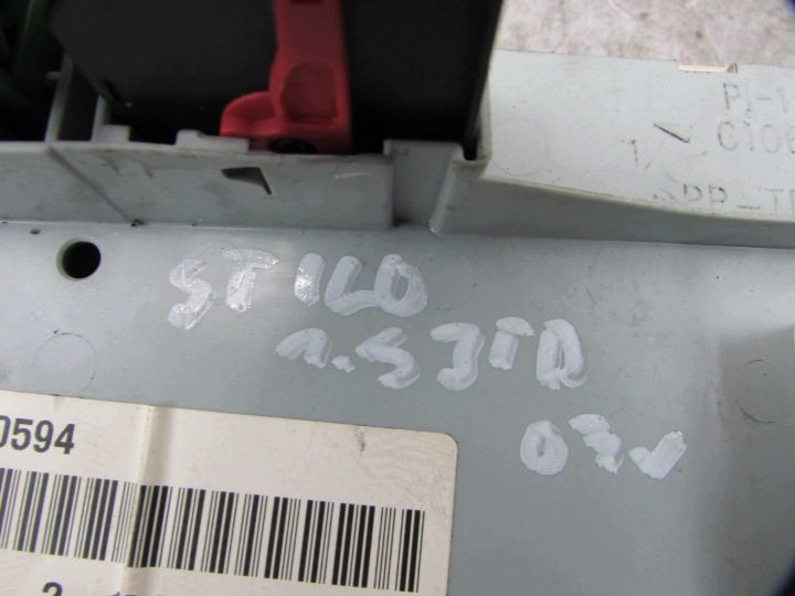 Fiat Stilo 1.6 16V 03 г. блок предохранителей 46750594, фото 9