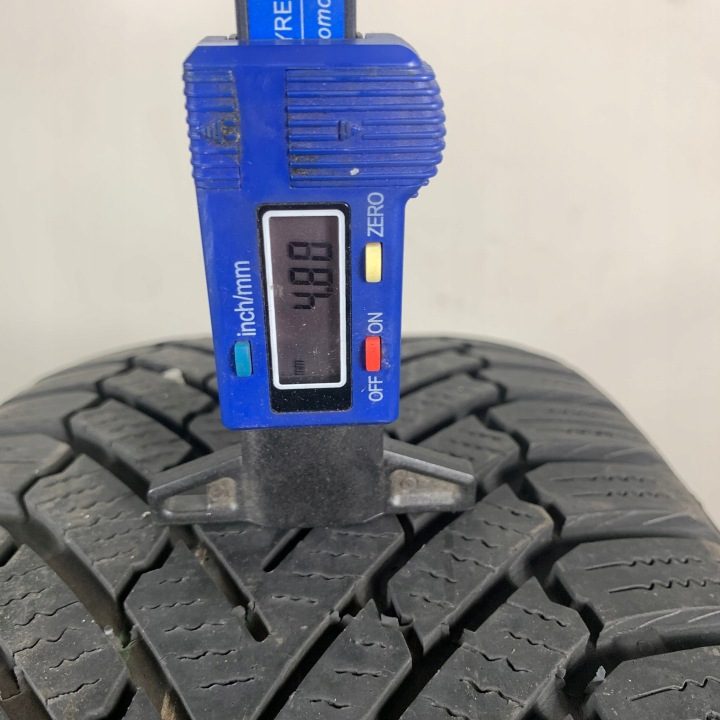 Шина зимняя Continental WinterContact TS 860 205/55R16 94 В сцепление на снегу (3PMSF), усилитель (XL), фото 2