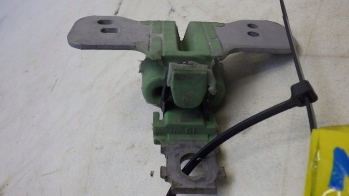 РЕЗИНКА ПОДВЕС ГЛУШИТЕЛЯ RENAULT MEGANE IV 8200310007, фото 6
