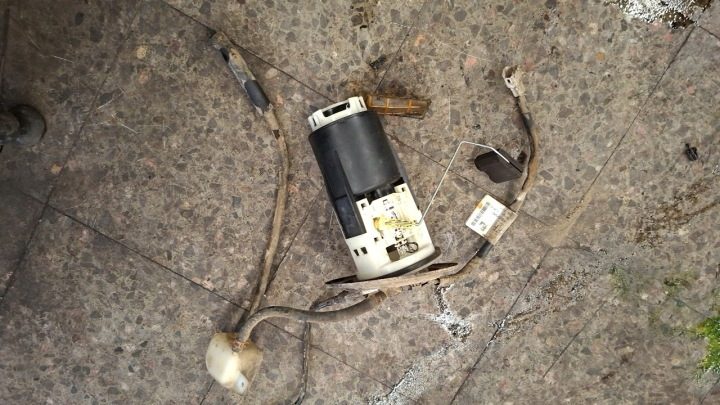 Opel OE 09204647 топливный насос, фото 1