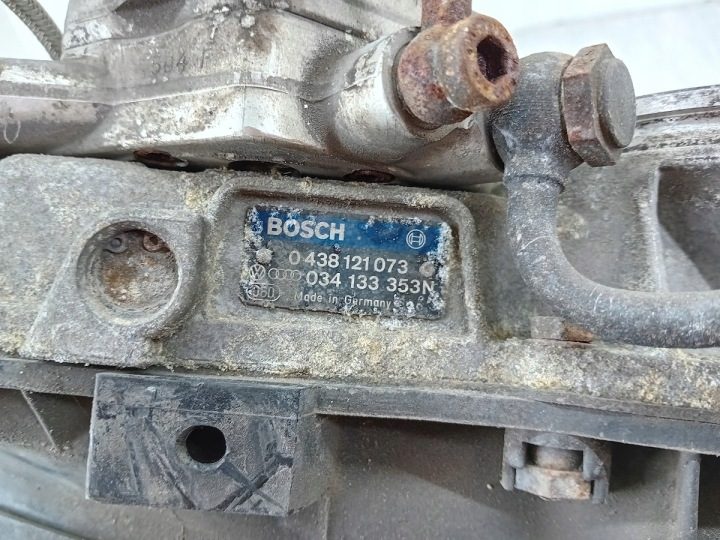 Топливная рампа Audi 90 B3 034133353N 048133837 0438121073 2.0, фото 6
