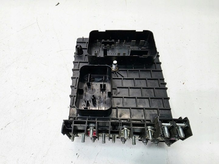 Блок предохранителей Audi A3 8P Volkswagen Seat Skoda 1K0937124L, фото 7