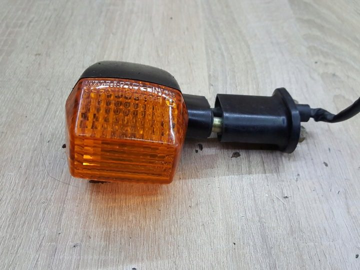 Yamaha XJ 650 поворотник, фото 2