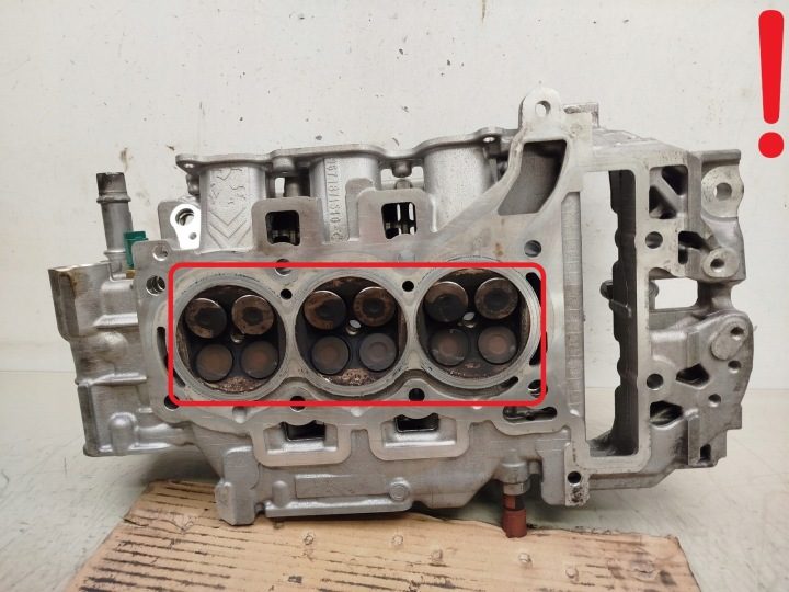 Головка блока цилиндров Citroen Peugeot 9671871510 1608519180 1.2 VTI 2, фото 2