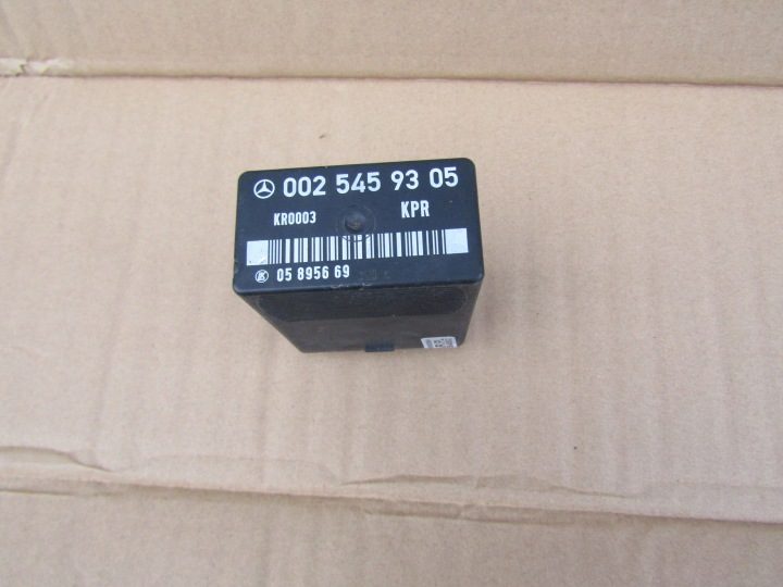 8 MERCEDES W124 РЕЛЕ ТОПЛИВНОГО НАСОСА 0025459305, фото 4
