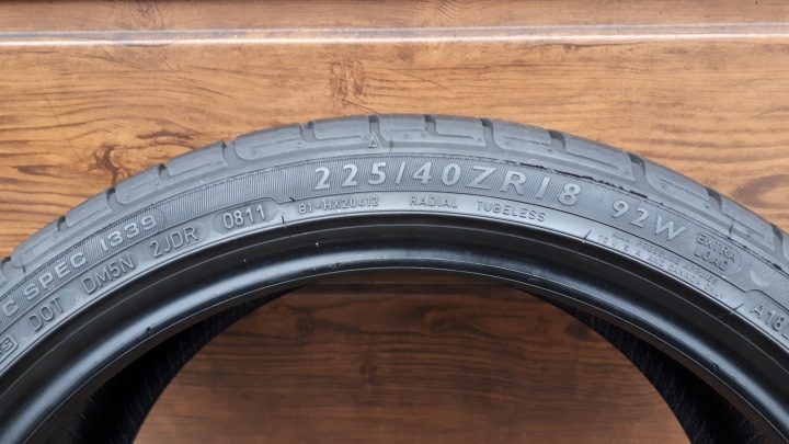 Шина летняя Dunlop SP Sport 01 225/40R18 защита диска, усилитель (XL), фото 5