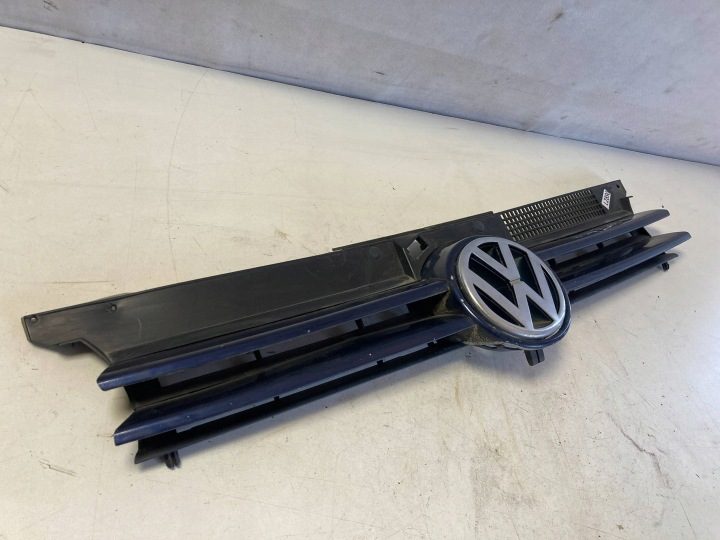 VW GOLF 4 VI РЕШЕТКА РАДИАТОРА, фото 3